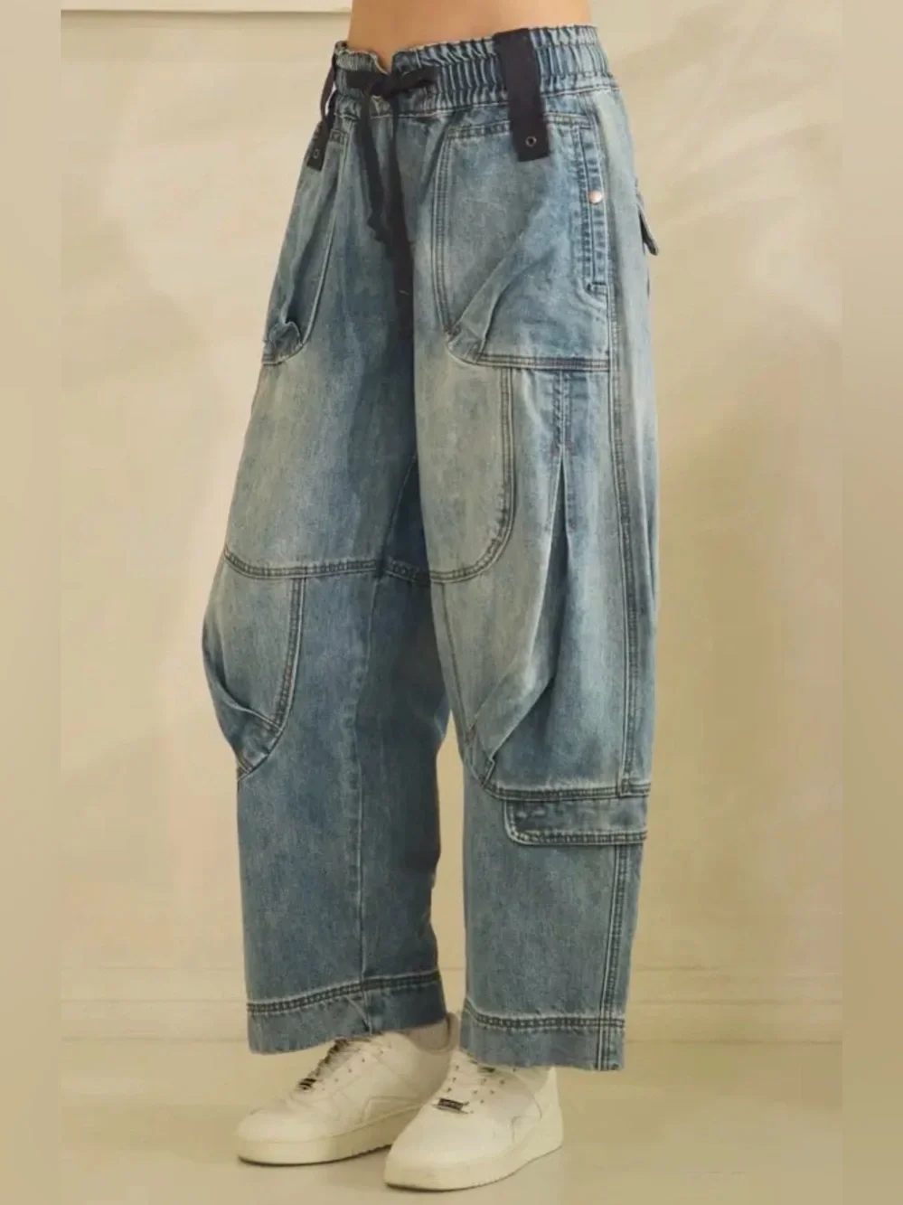 NEW Oli & Hali Detailed Barrel Denim Jeans - Picture 7 of 7